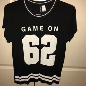 black graphic tee